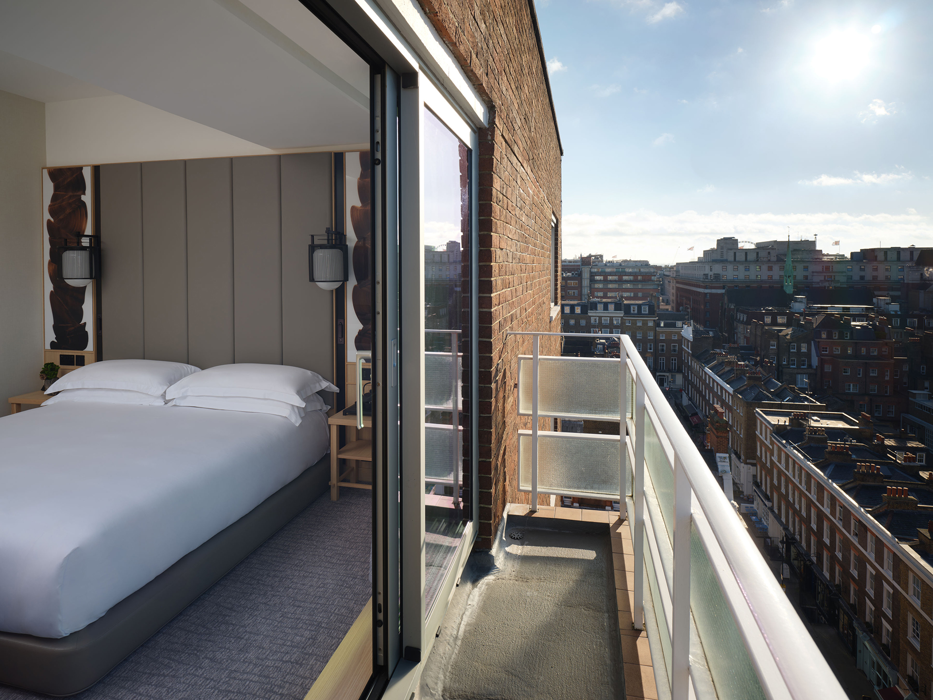 Standing Balcony in Junior Suite