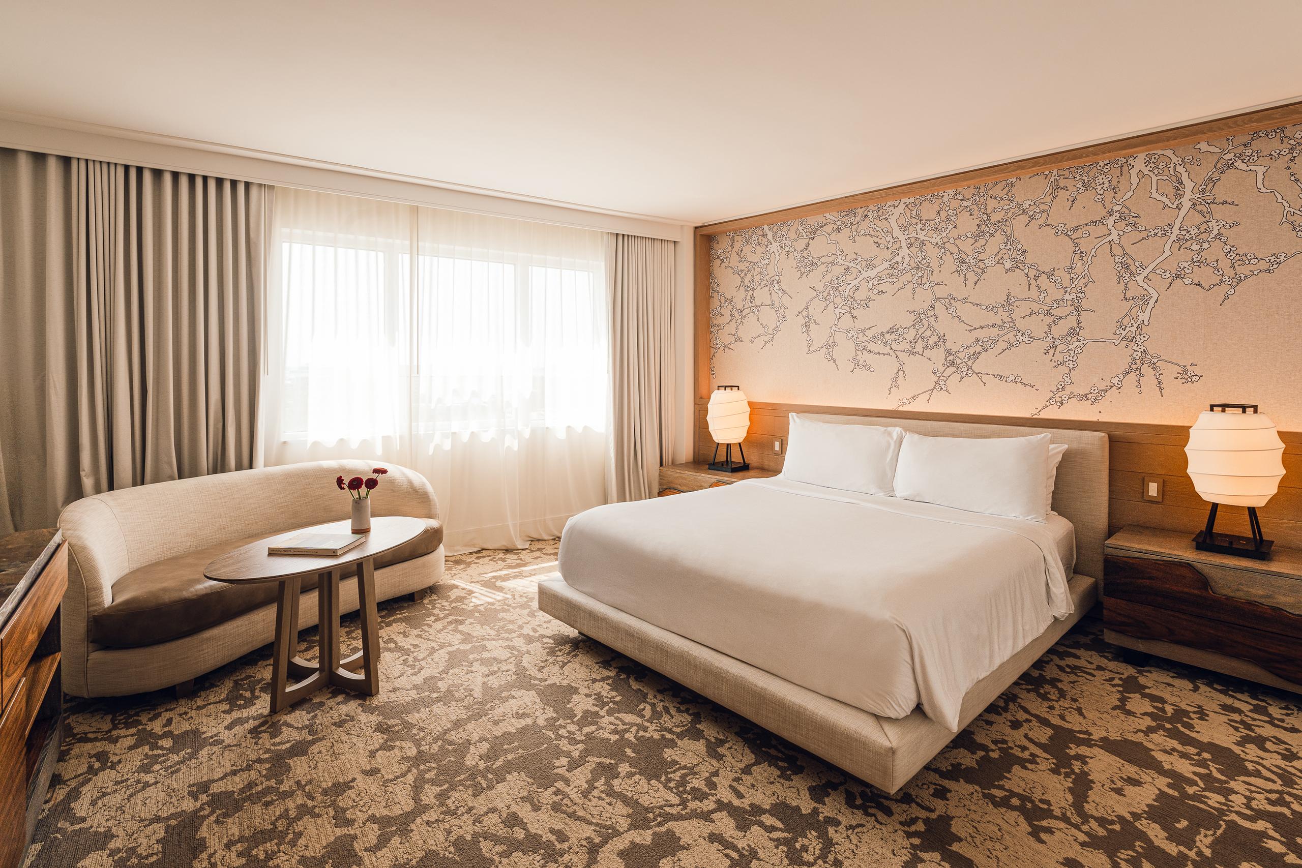 deluxe resort view king bed