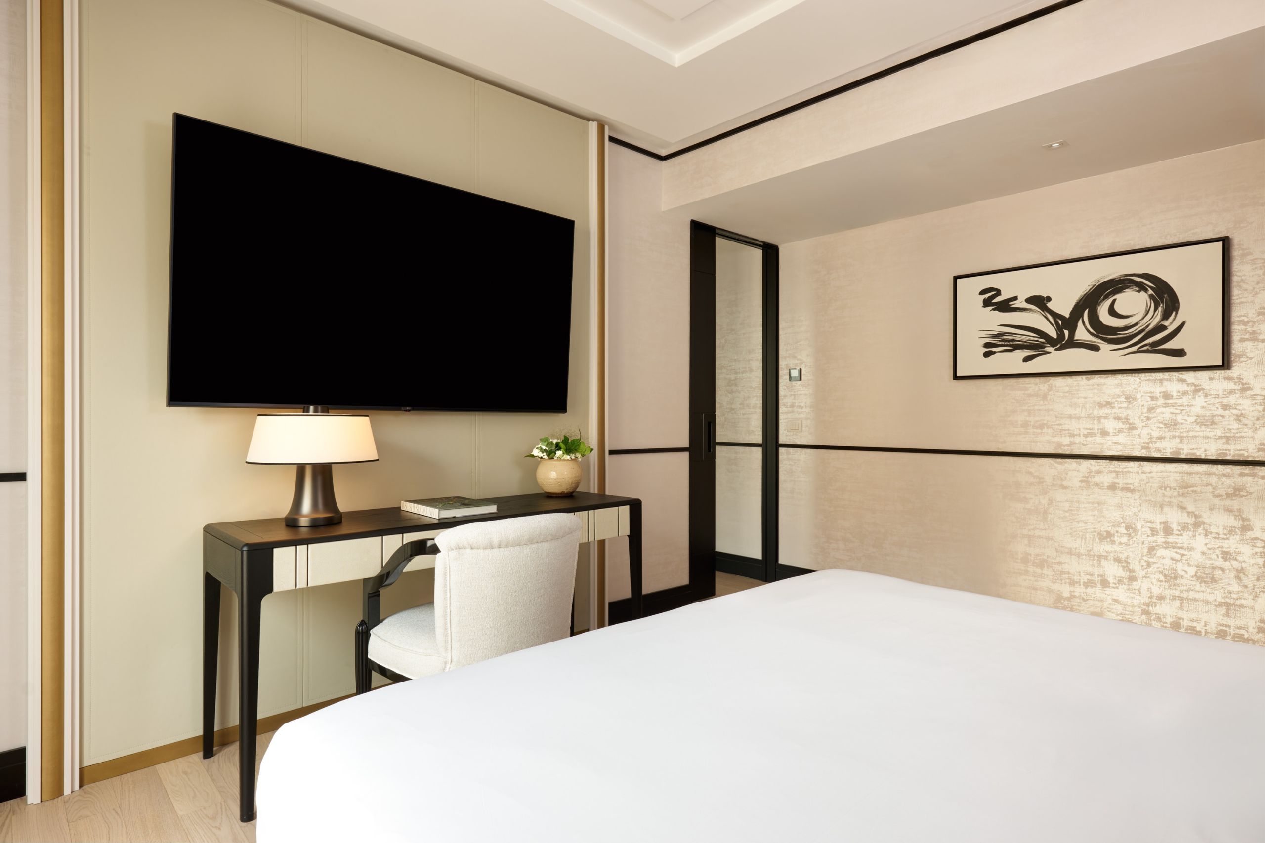 Tsuki Suite