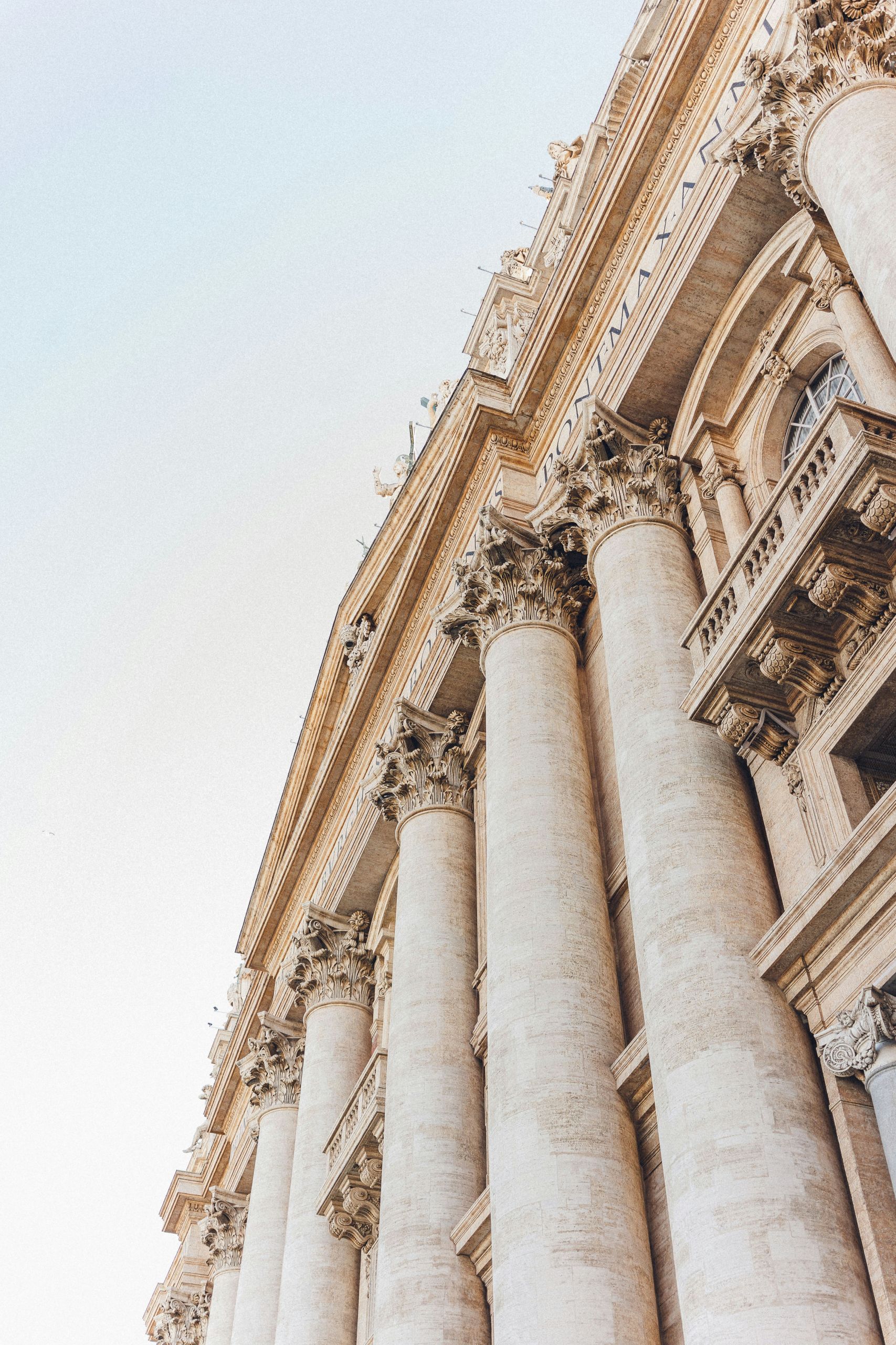 The exterior of an roman building in Rome